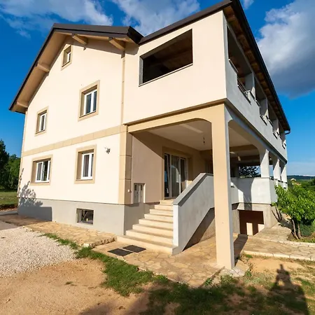 Apartman Lovre Obrovac